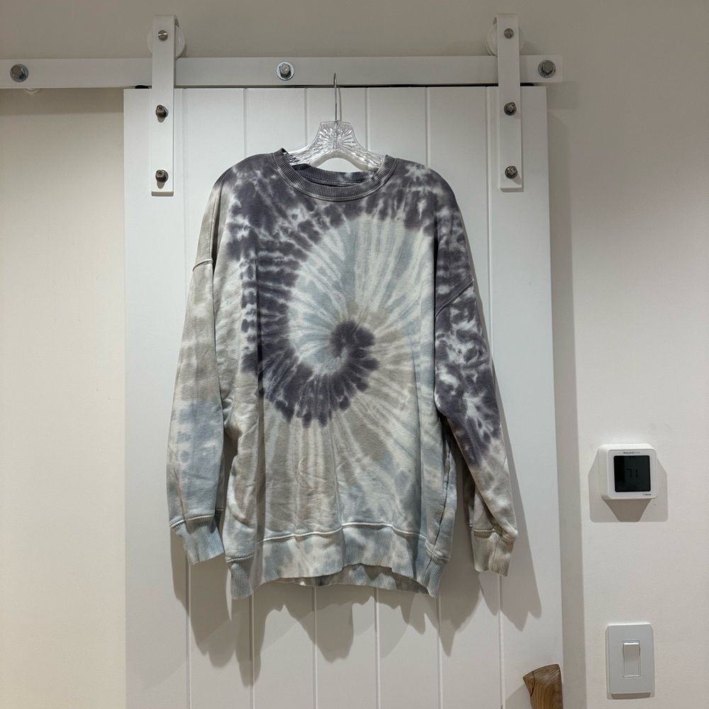American Eagle Tie-dye Crewneck